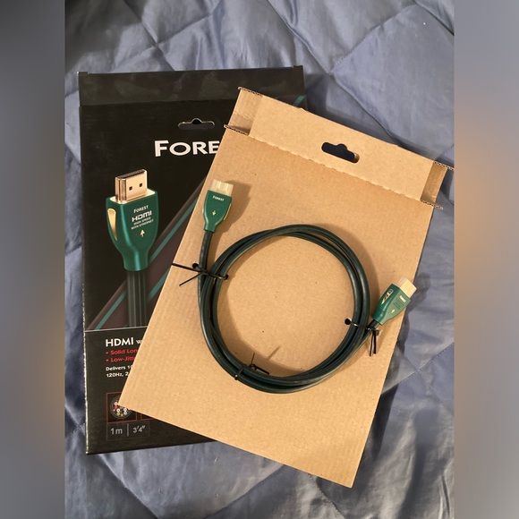 NWT Audioquest Forest HDMI with ethernet, audio return and 3D new in box 1 m - Picture 7 of 10